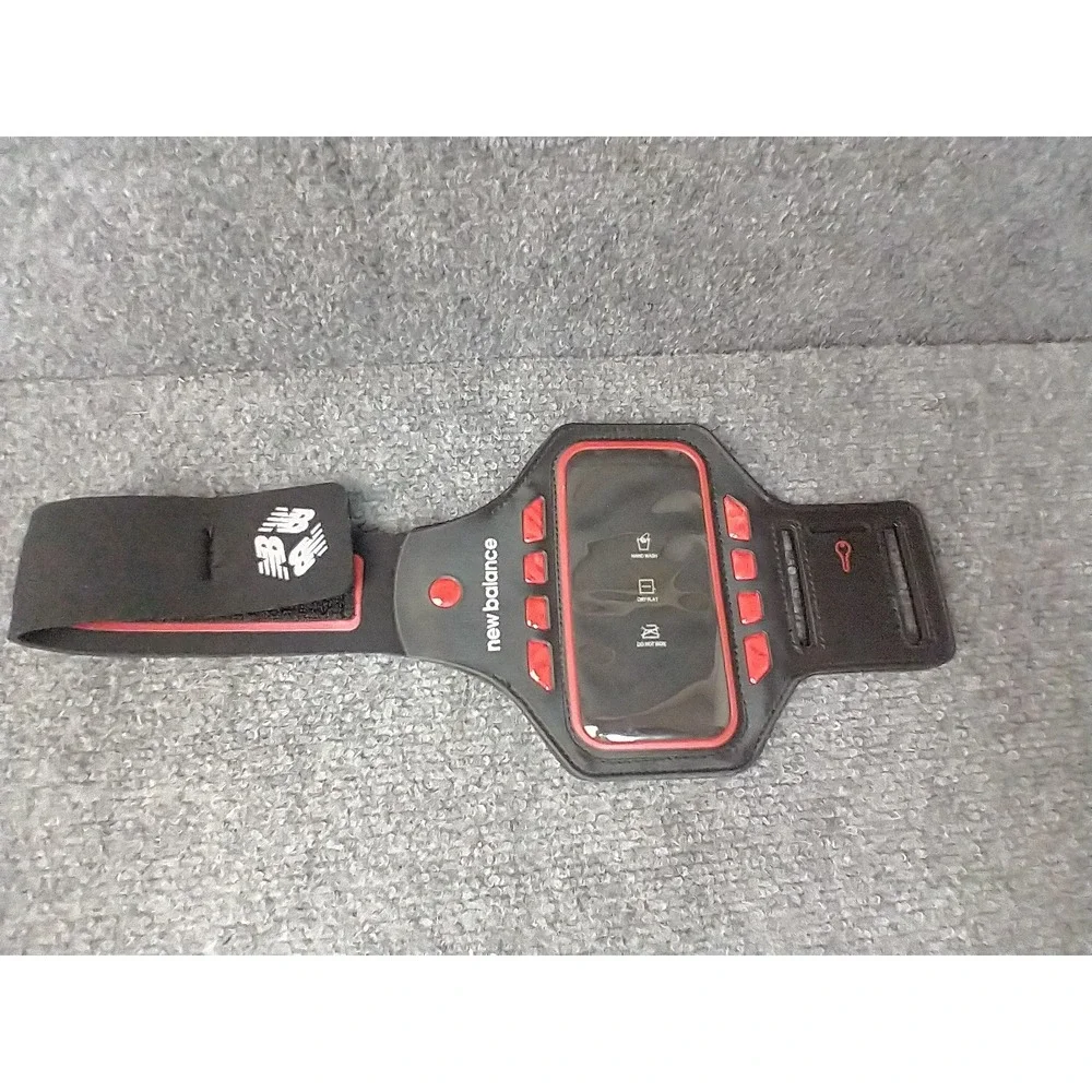 New Balance Running Armband Unisex OS Black Red Smartphone Holder Key Slot
